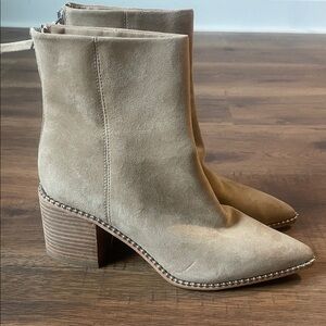 Stylish Tan Ankle Boots for Women